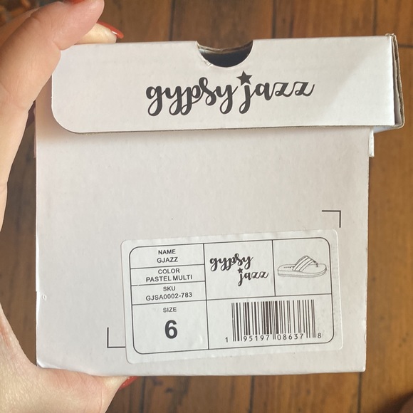 Gypsy Jazz Pastel Tie Dye Flip Flops (brand new in box) - Picture 8 of 8